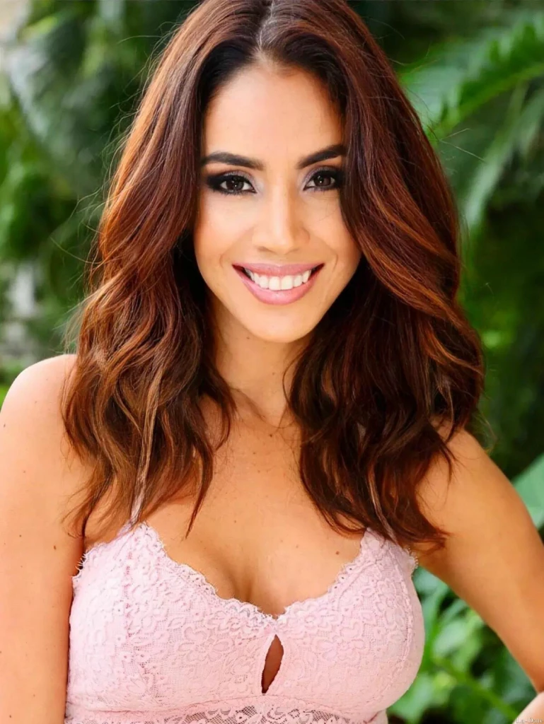 Heidy, 43